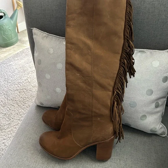 Brown Suede Heeled Boots with Fringe Detail - Picture 4 of 8